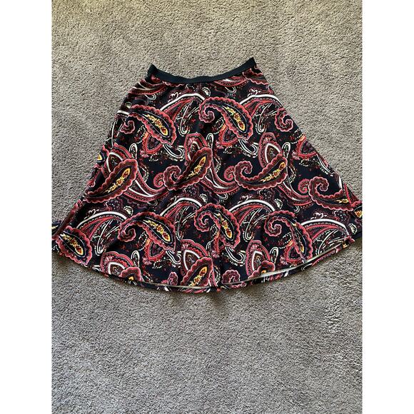 Bobeau Large Flowy Flattering Paisley Print Pull On Elastic Waistband Midi Skirt - Picture 5 of 6